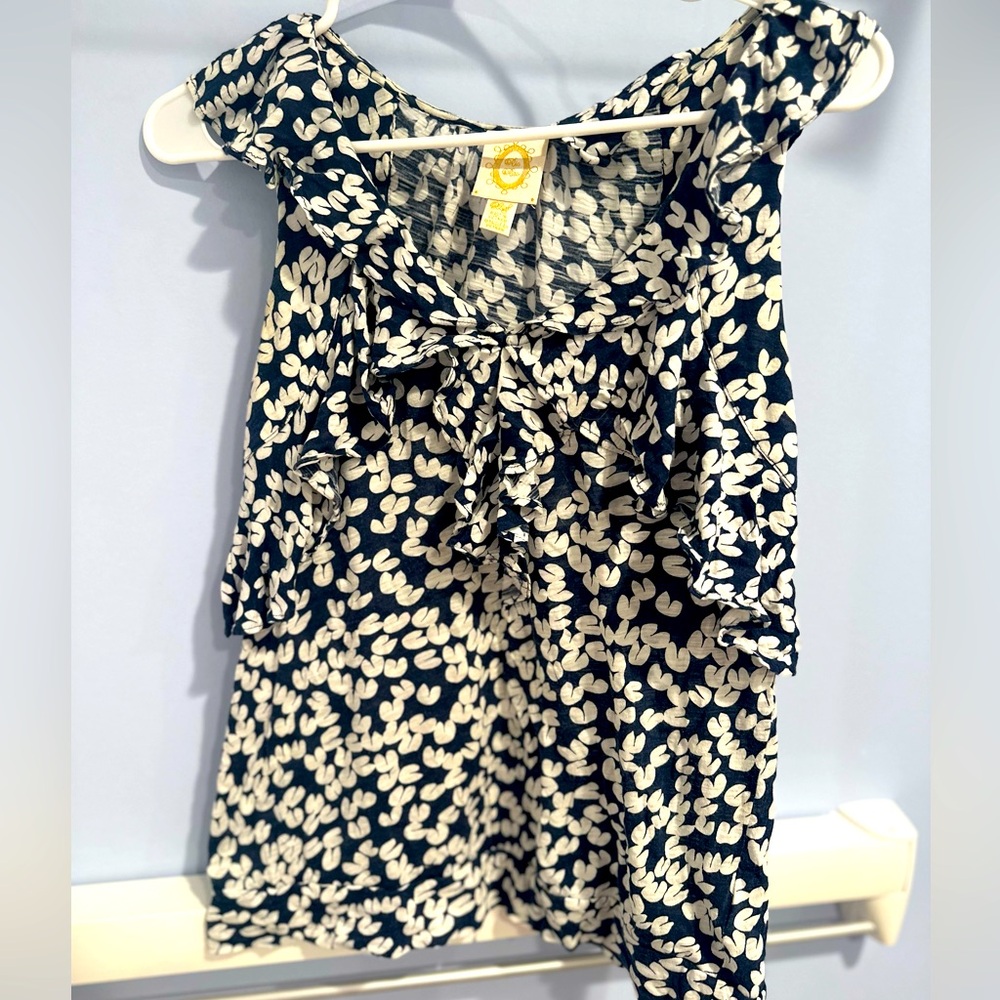 Navy and white print tank